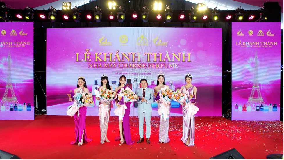 Dàn Hoa Á hậu hội ngộ chúc mừng nhà máy mới Charme khánh thành