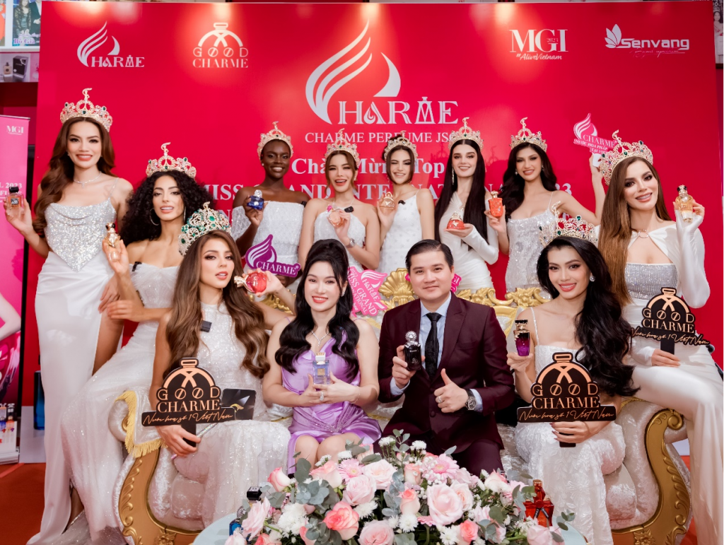 CT.HĐQT Charme Perfume ông Võ Sỹ Đạt & TGĐ Nguyễn Thị Thu Hường cùng Top 10 Miss Grand International 2023